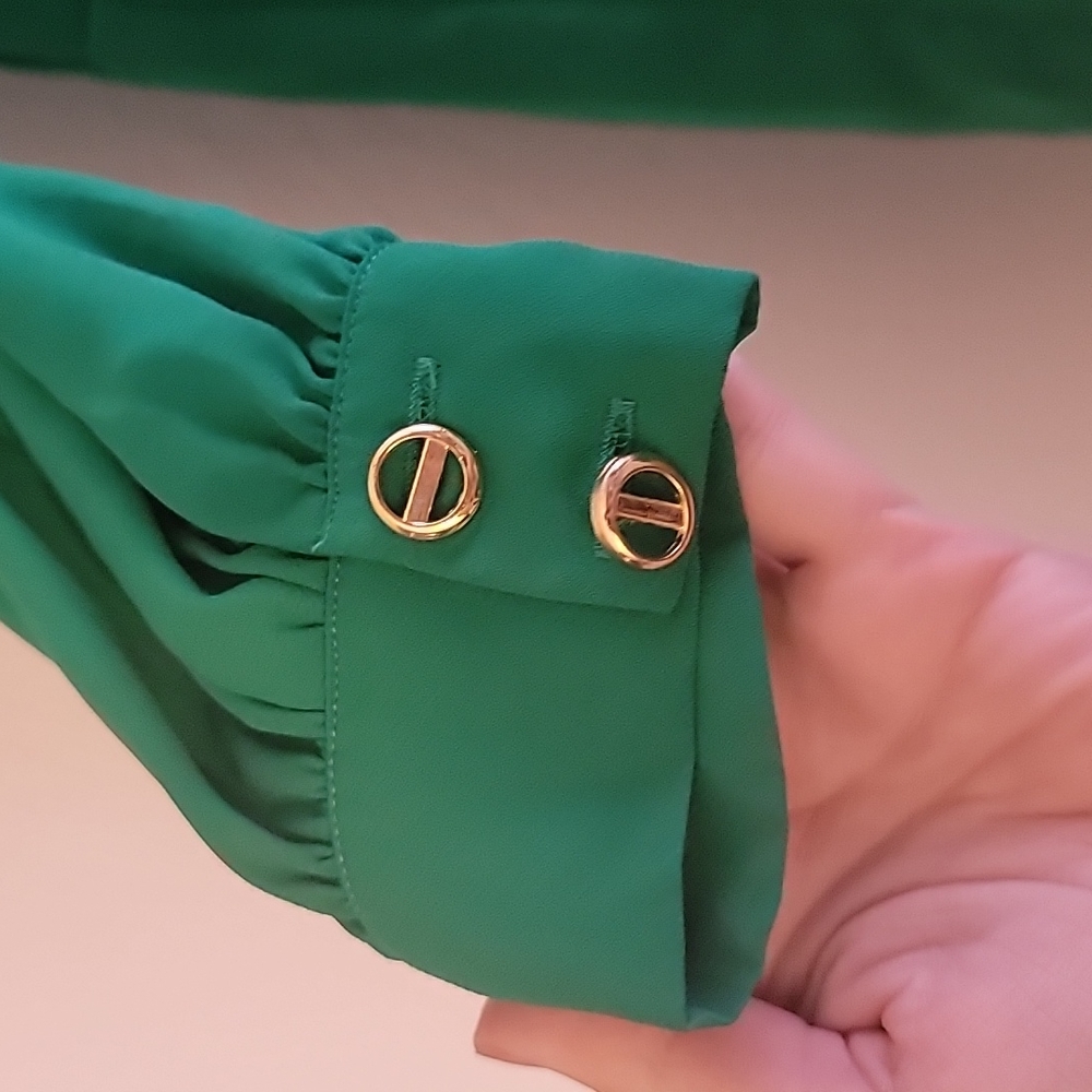 GREEN DRESS WITH GOLD DETAIL - Picture 3 of 5